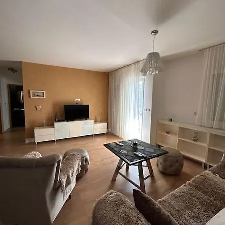 Luxury In Kvart *
