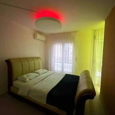 Luxury In Kvart Apartment *
